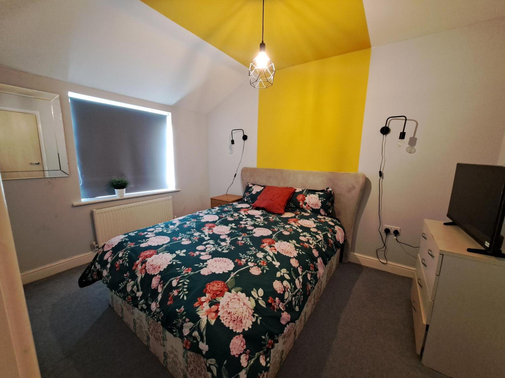 Private And Comfortable Room In Cosy Home Nottingham Bagian luar foto