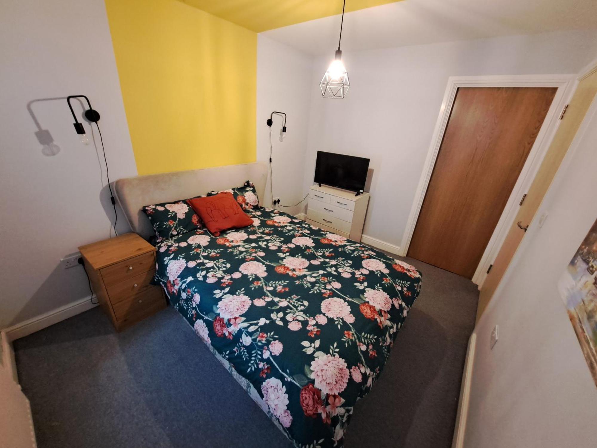 Private And Comfortable Room In Cosy Home Nottingham Bagian luar foto